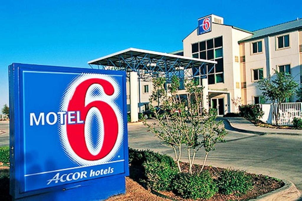 Motel 6-Portland, Or - Грешем Екстер'єр фото