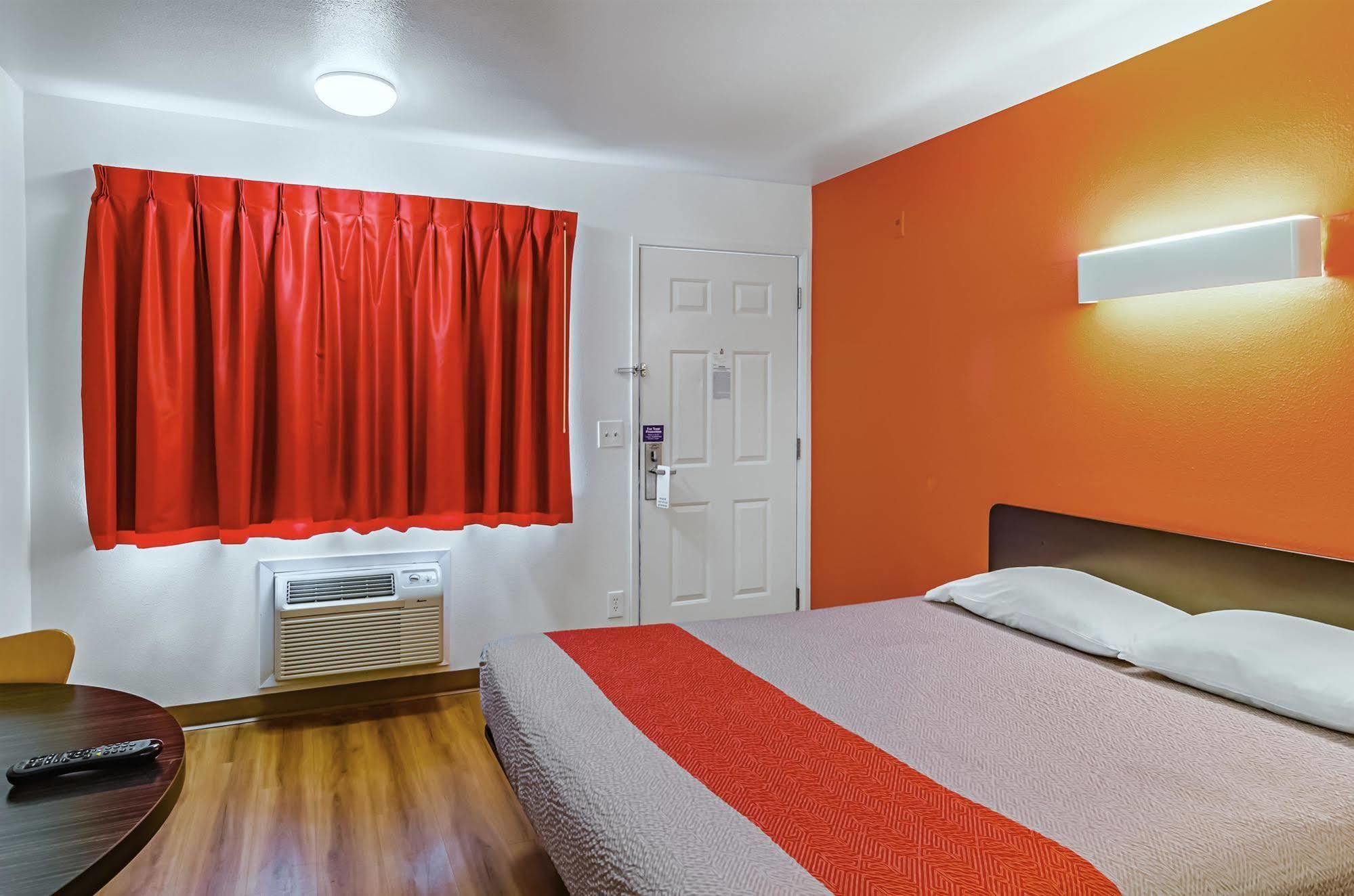 Motel 6-Portland, Or - Грешем Екстер'єр фото