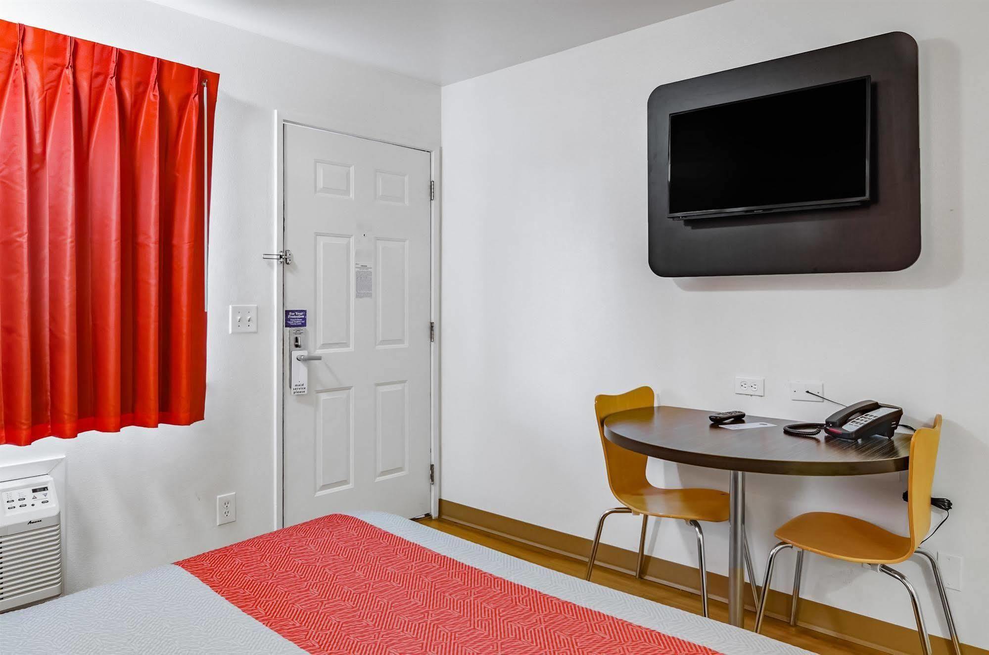 Motel 6-Portland, Or - Грешем Екстер'єр фото