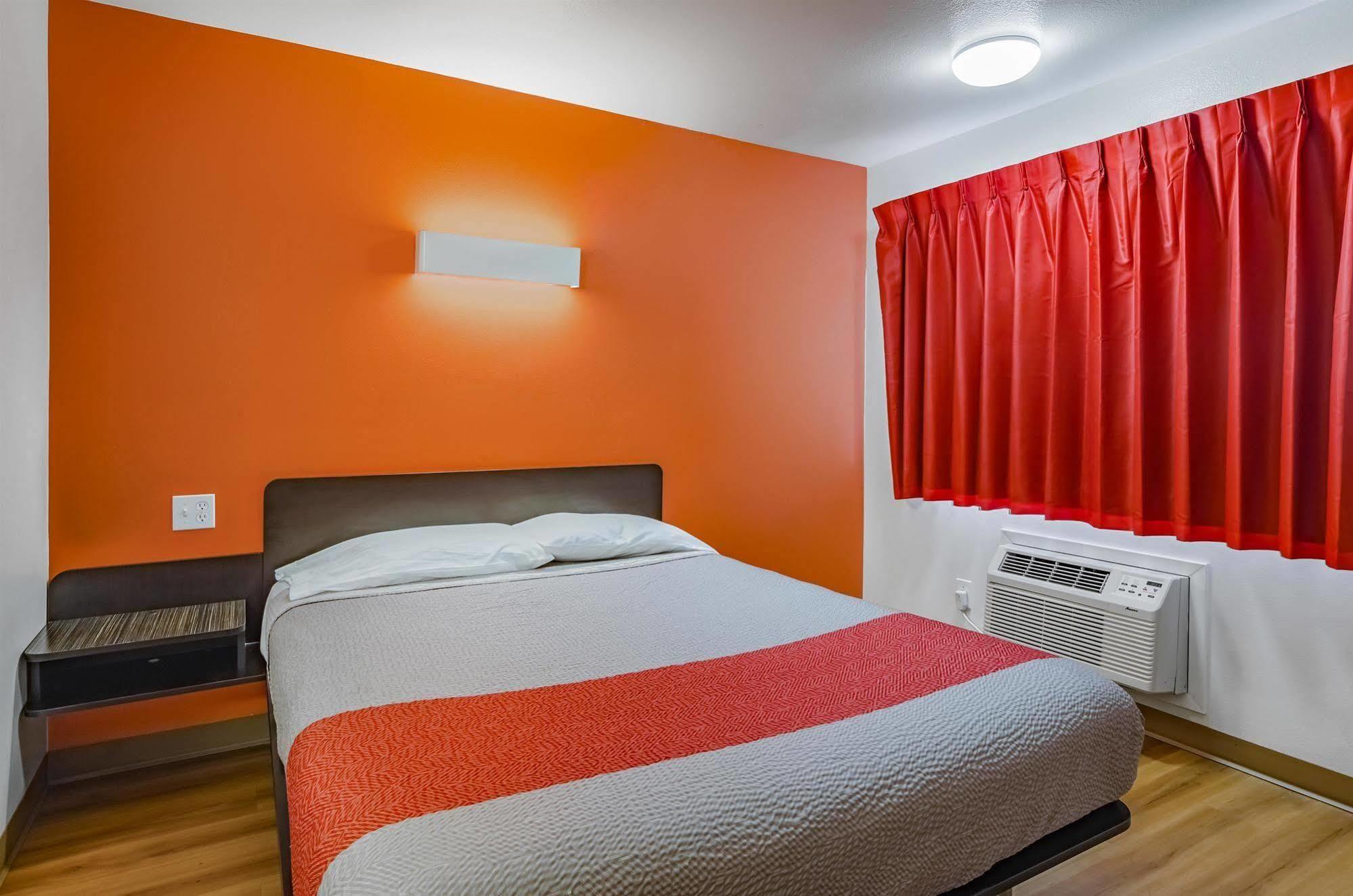 Motel 6-Portland, Or - Грешем Екстер'єр фото