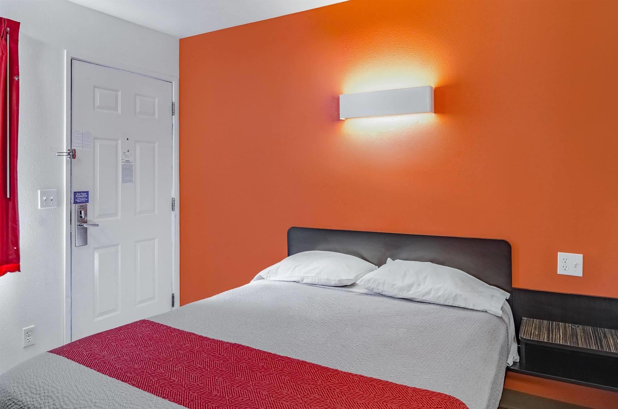 Motel 6-Portland, Or - Грешем Екстер'єр фото